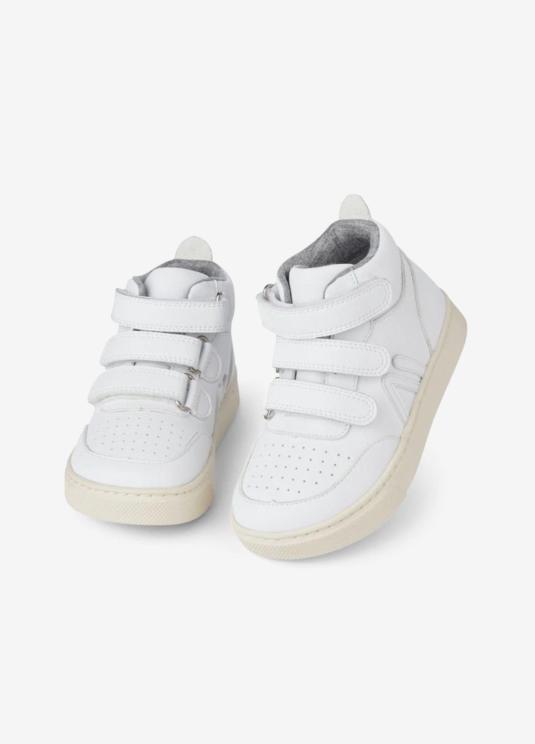 Fragen Sie -Fuß -fallte Mid -Hi Sneaker